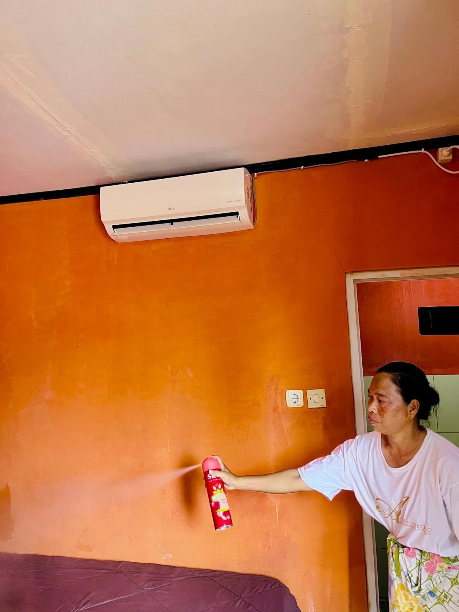 Roy Homestay Kuta Kuta  Buitenkant foto